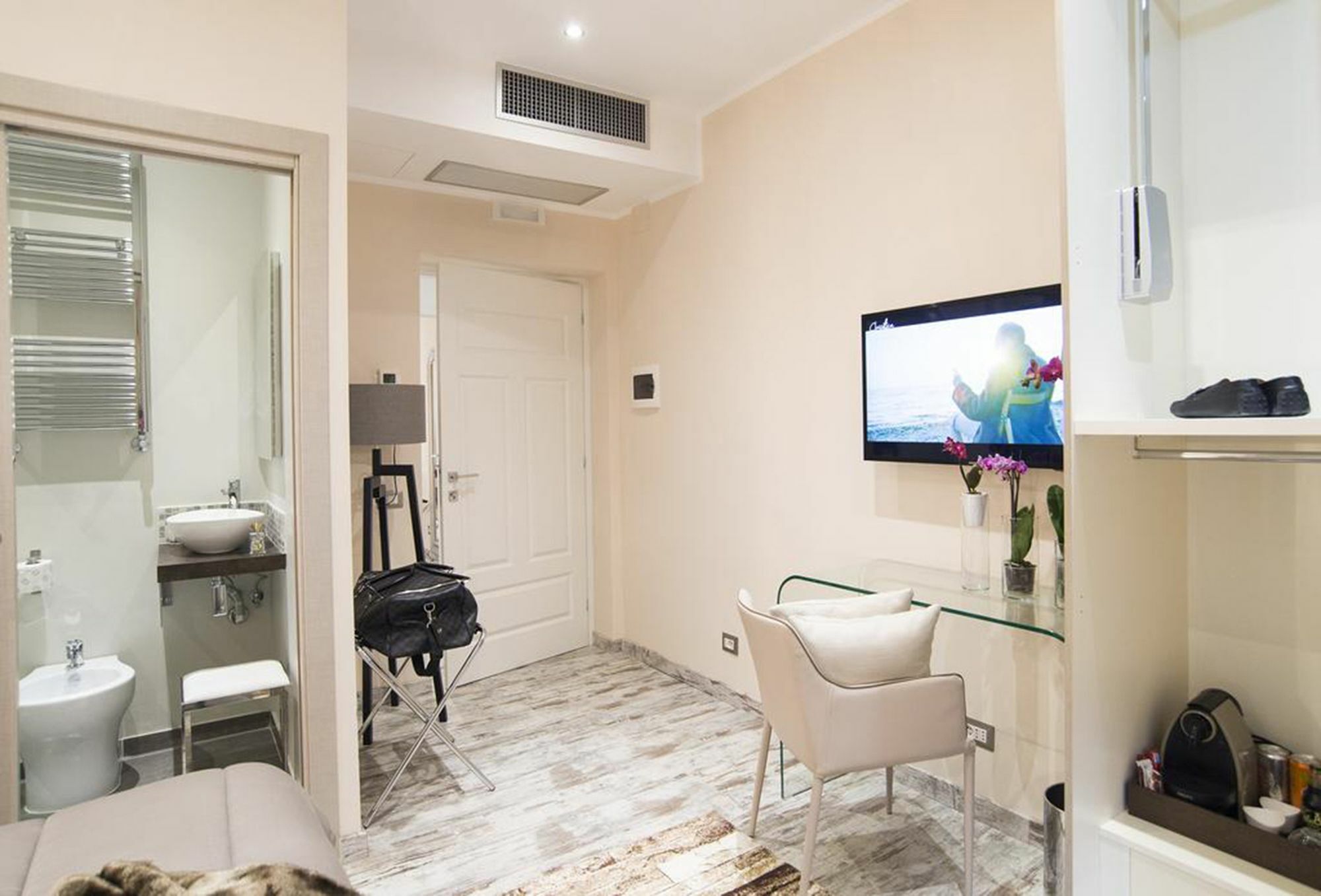Colonna 18 By Ghor Hotel Rome Exterior photo